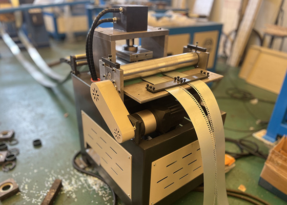 CE Flexible Duct Connector Machine For Hvac Industry Air Duct Connector Joint (Флексибильная машина для соединения воздушных каналов для HVAC промышленности)